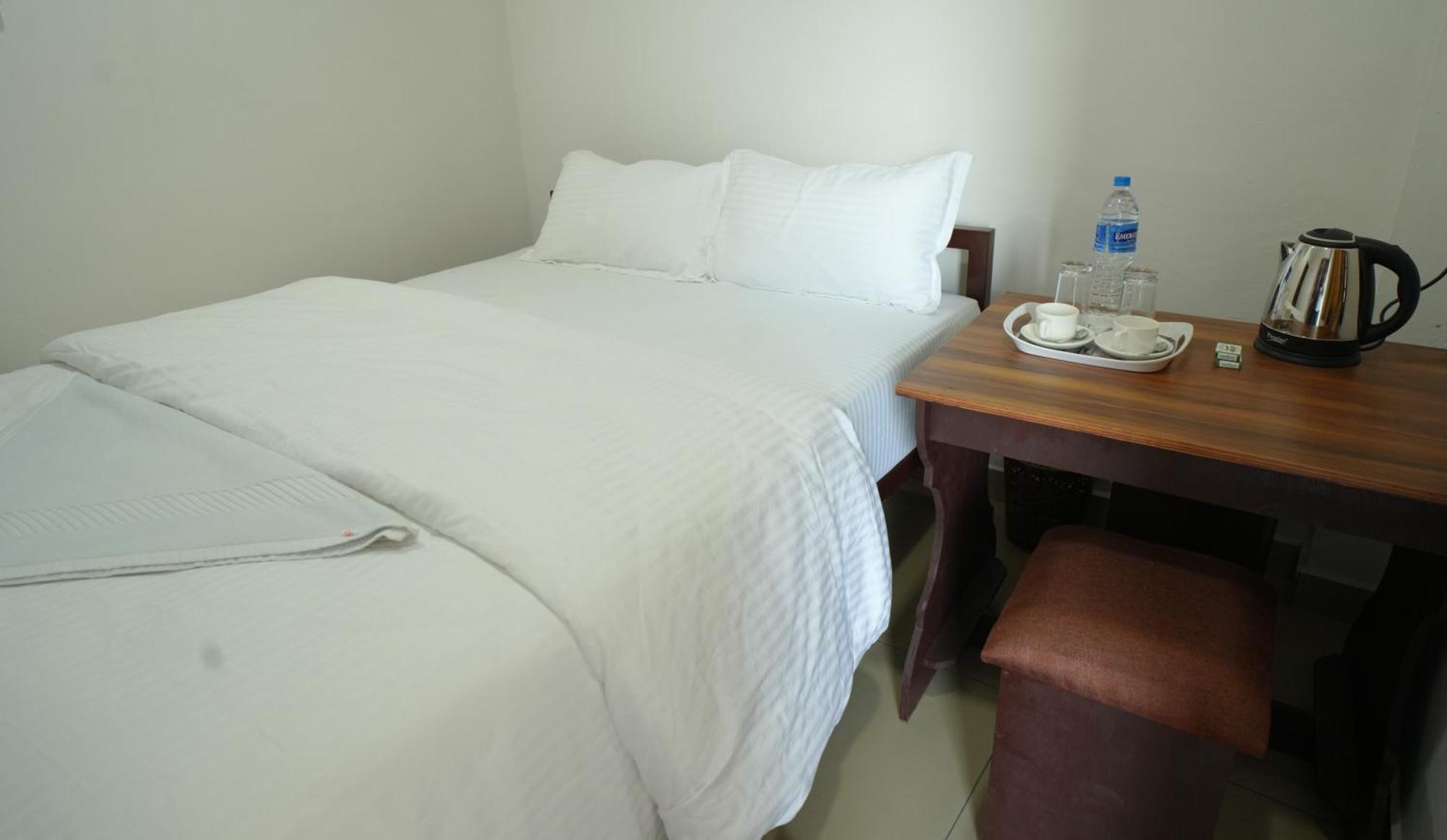 Port View Residency Pvr Hotel Nedumbassery Exterior photo