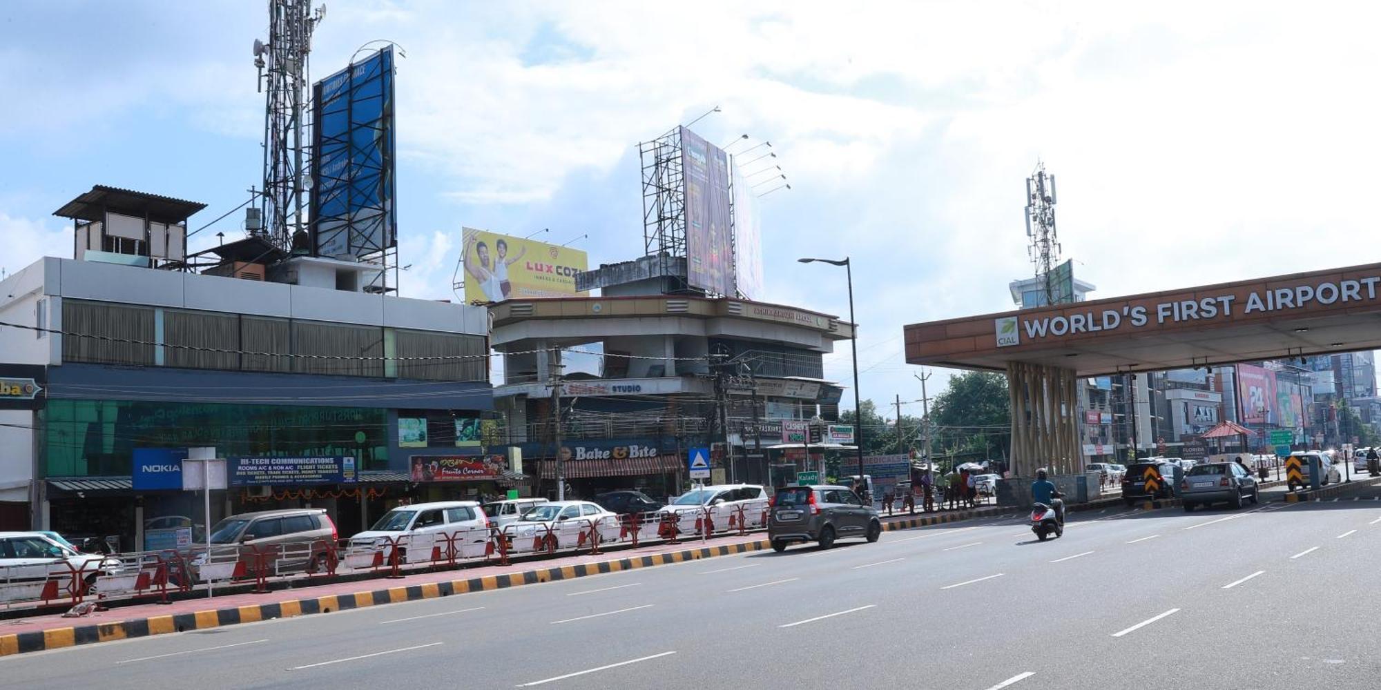 Port View Residency Pvr Hotel Nedumbassery Exterior photo